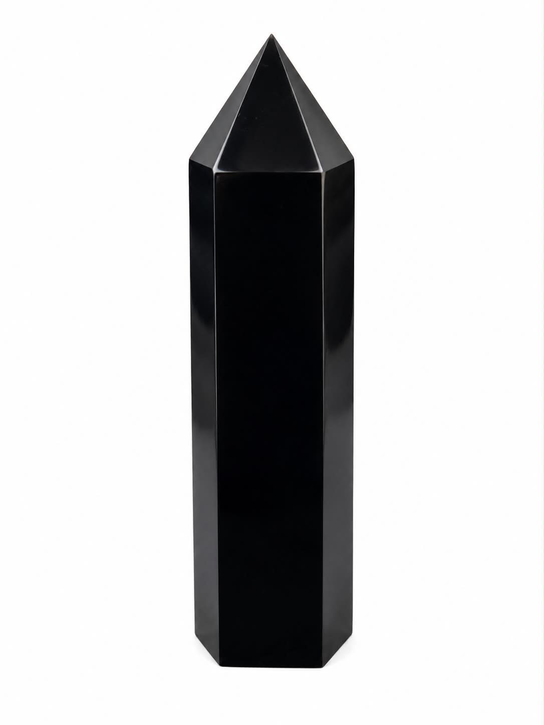 tour en obsidienne noir